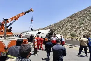 آخرین وضعیت درمانی مصدومان واژگونی اتوبوس محور فیروزآباد ـ کوار